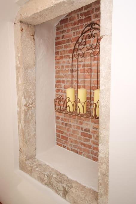 Bohemian Center - 2 Bedroom Apartment *