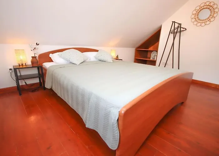 Bohemian Apartment City Center - 2 Bedroom